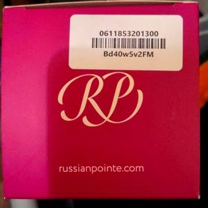 Ballet pointe shoes new Bravo